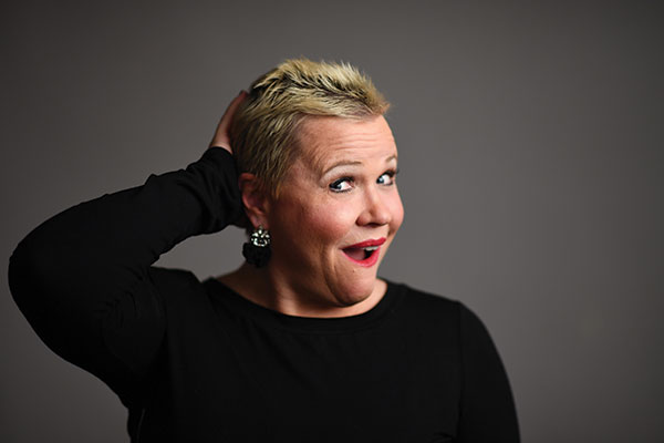 ESPN’s Holly Rowe Refuses to Let Cancer Win